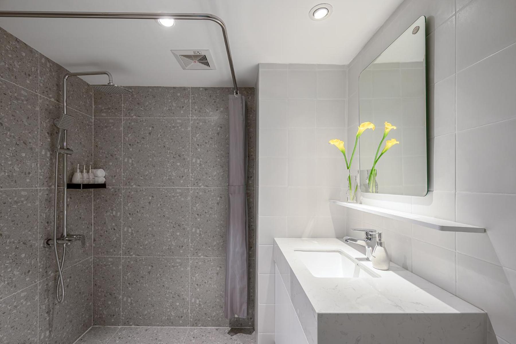 M Village Hotel Ho Guom Hanoi Zimmer foto